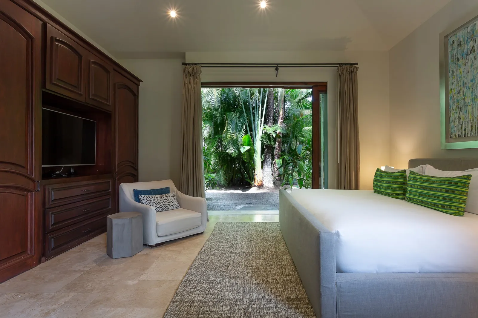 Casita Suite 6: the king bed and garden doors