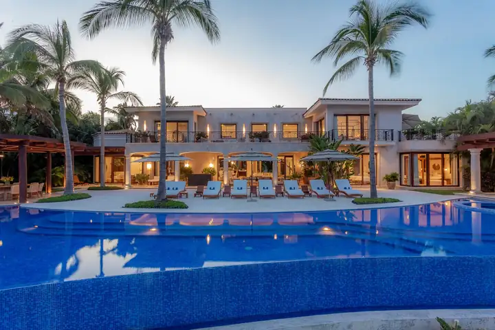 Casa La Vida &mdash; open the 3D walkthrough